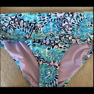 Lilly Pulitzer Bikini Bottoms, size 16. Light aqua spritz pattern.